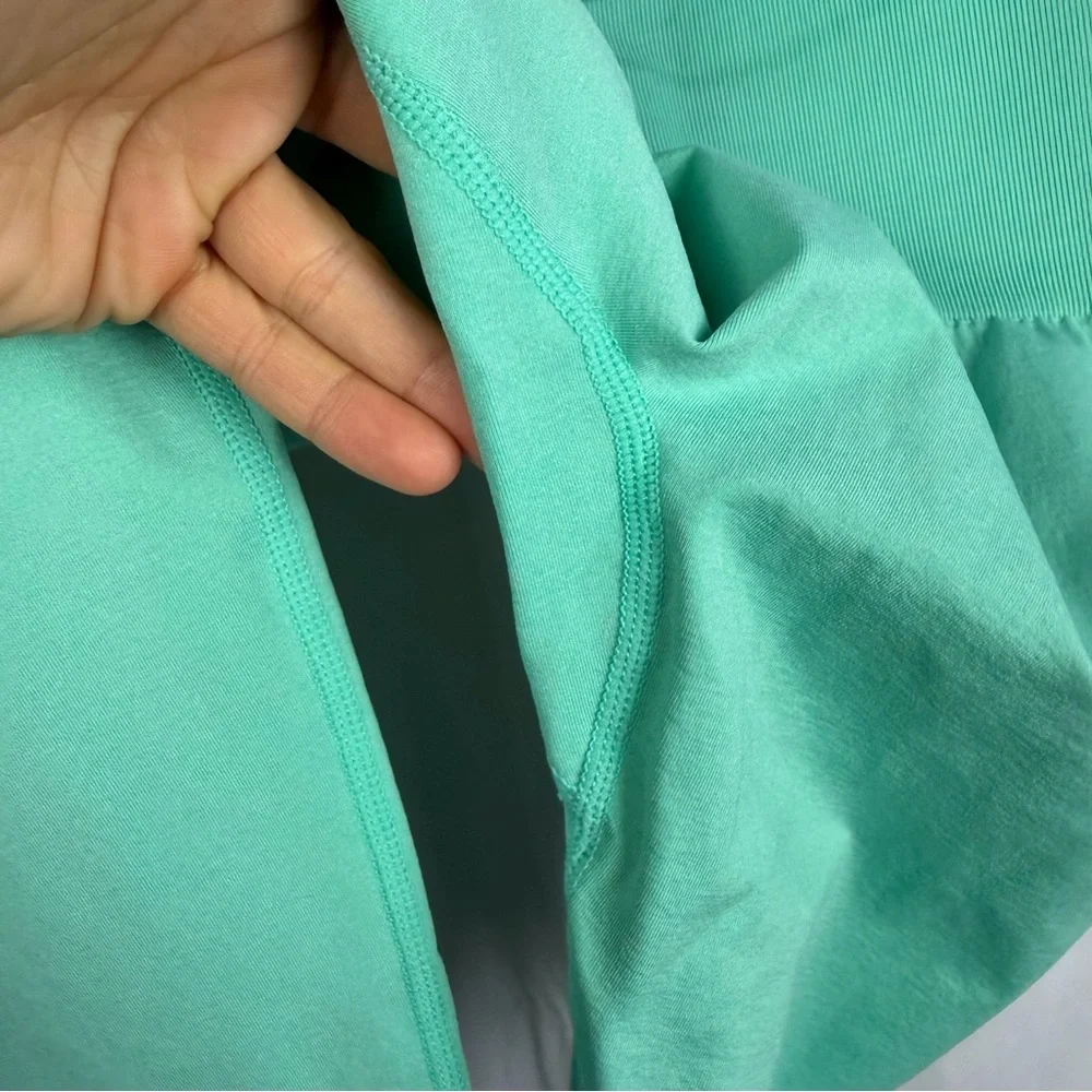 NVGTN NWT Bright Teal Green Seamless Leggings - Size Medium - Picture 6 of 11